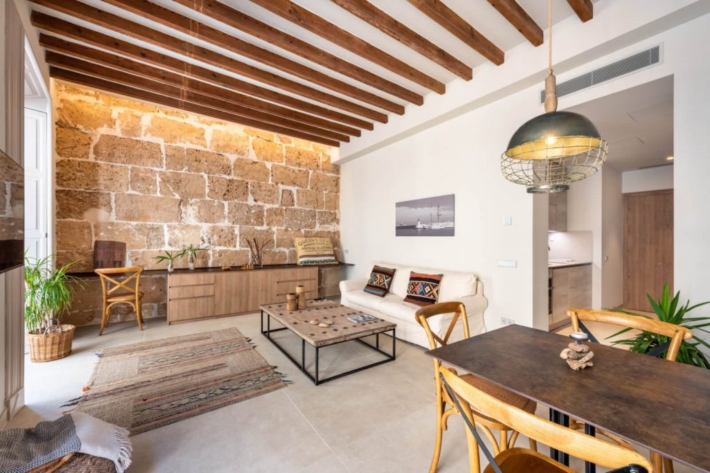 a07c6ab9 387f 4a01 8581 18e33792d11d