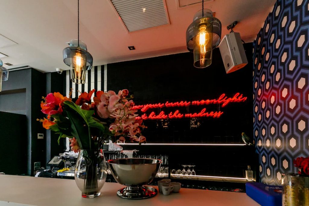 reforma locales comerciales 8