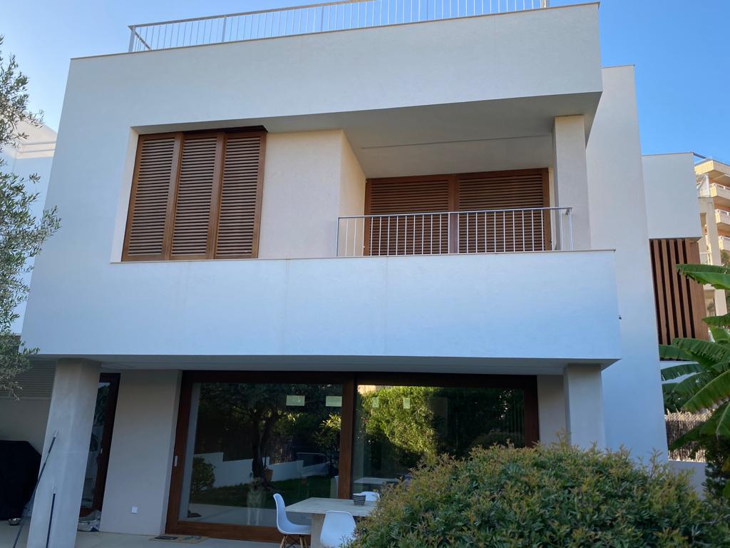 72b0b35f 4fd4 4958 9191 526fe9205268